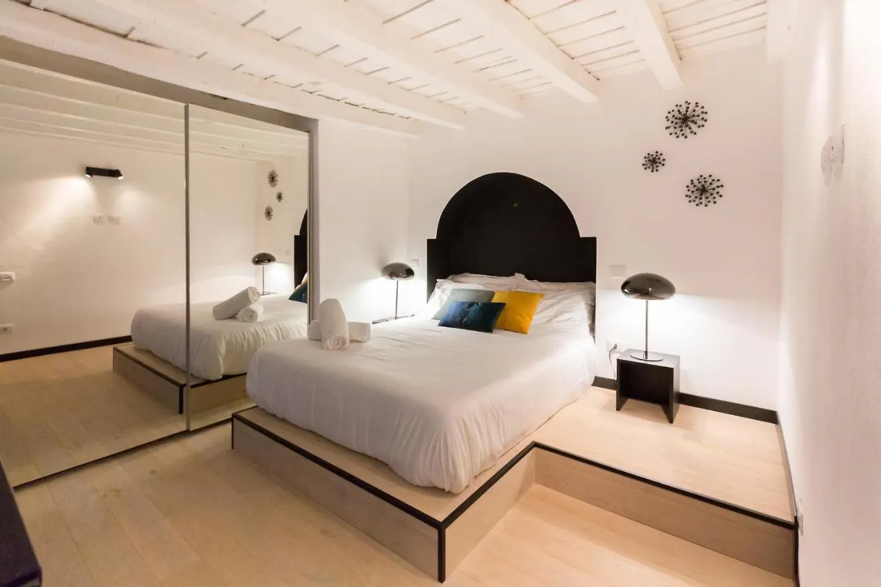 Aria Milano Boutique Apartments- Palazzi Apartment Milan